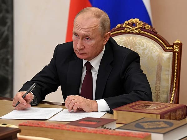 Vladimir Putin Utverdil Zapret Na Uchastie Inostrancev V Organizacii Perevozok Passazhirov