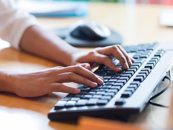 Rossijskih Blogerov Obyazali Pomechat Vse Integracii Kak Reklamu